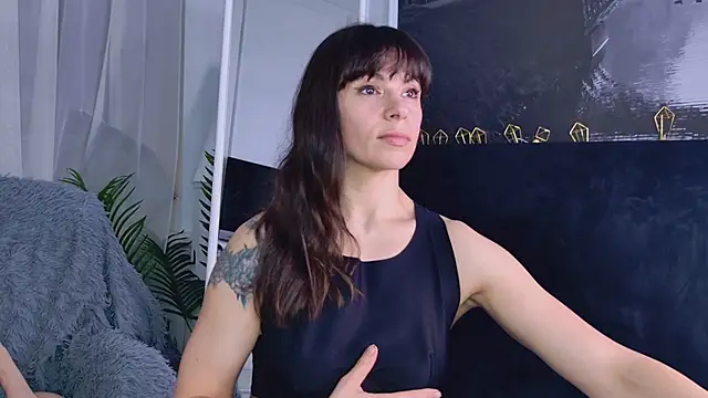 SofiaFoster  online show from 04/04/26, 04:24