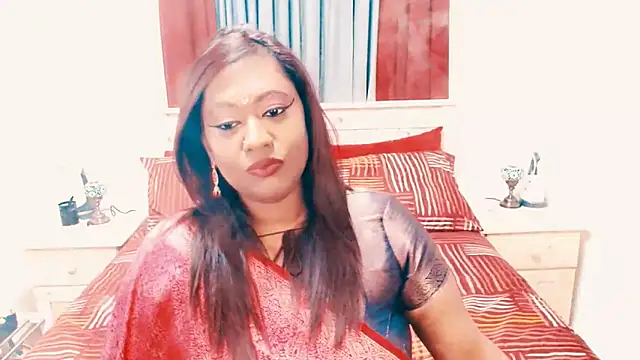 Snapshot of Indianlust69 chatting on 09/21/25, 11:10 Indianlust69 online show from 09/21/25, 11:10