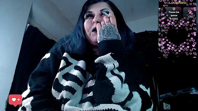 Psychobitch7 online show from 04/03/26, 05:36