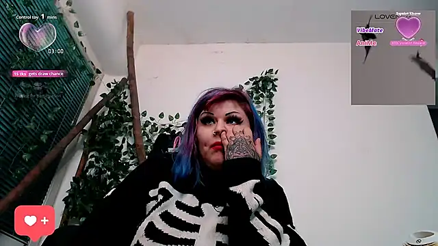 Psychobitch7 online show from 10/07/25, 08:21