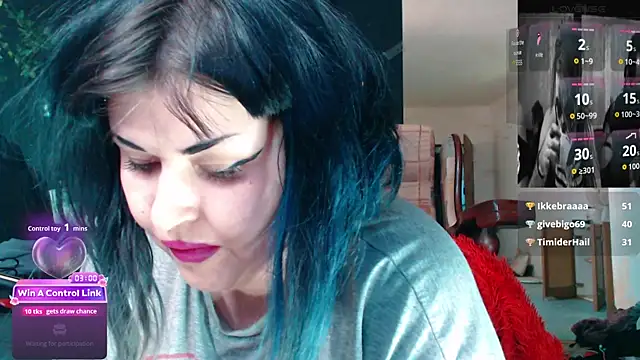 Snapshot of Psychobitch7 chatting on 06/08/26, 10:38 Psychobitch7 online show from 06/08/26, 10:38