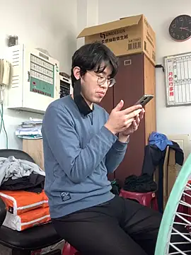o0-69o online show from 02/26/25, 07:23