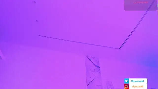 alysson 18 online show from 05/30/26, 02:12