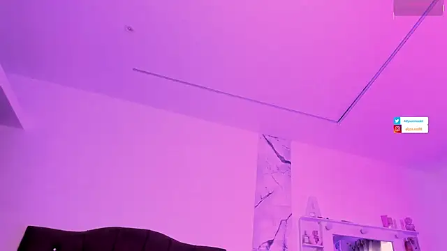 alysson 18 online show from 07/15/26, 01:29