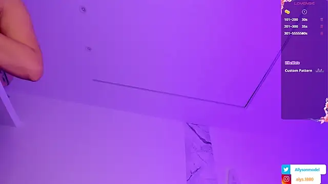 alysson 18 online show from 02/09/26, 01:31