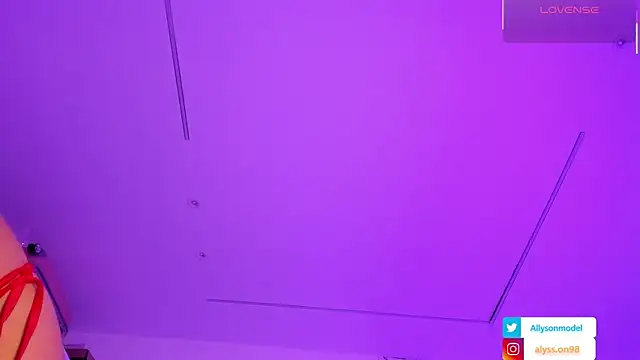 alysson 18 online show from 05/19/26, 01:29