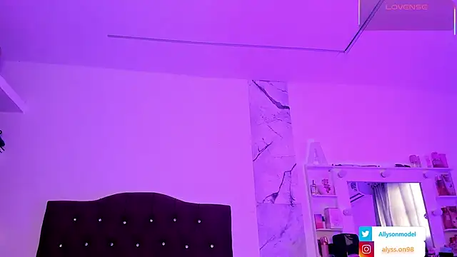 alysson 18 online show from 06/02/26, 02:28
