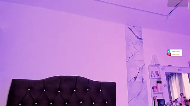 alysson 18 online show from 07/10/26, 02:06