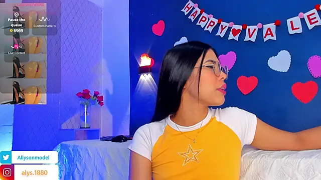alysson 18 online show from 02/12/25, 01:06