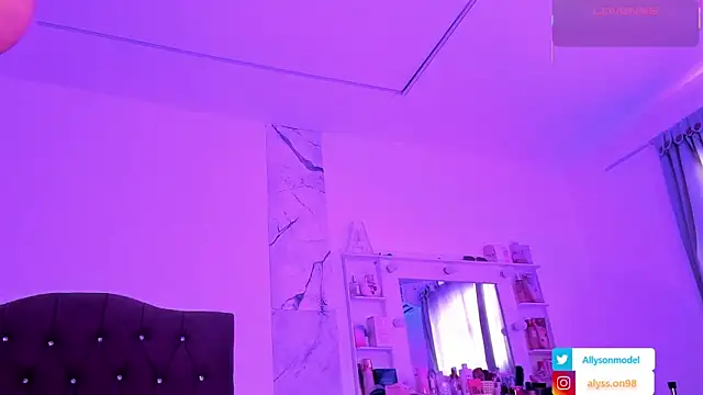 alysson 18 online show from 05/29/26, 02:23