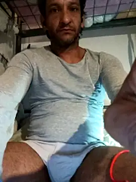Snapshot of Lucas_pt chatting on 03/21/26, 06:45 Lucas pt online show from 03/21/26, 06:45