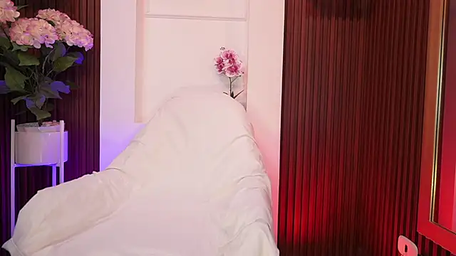 Snapshot of MaddyWattson chatting on 11/20/25, 11:44 MaddyWattson online show from 11/20/25, 11:44