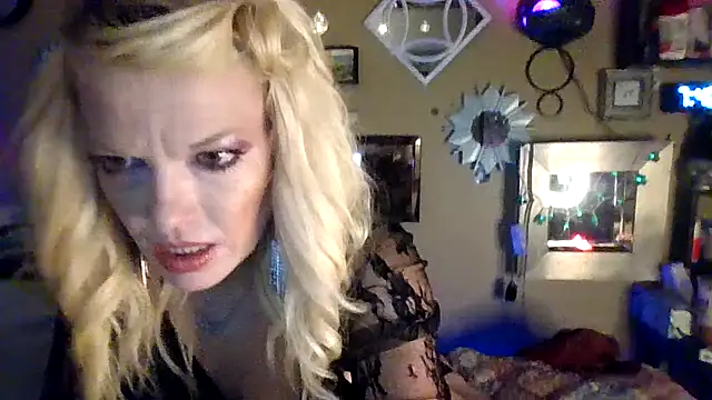 marilyn420 online show from 02/11/26, 05:40