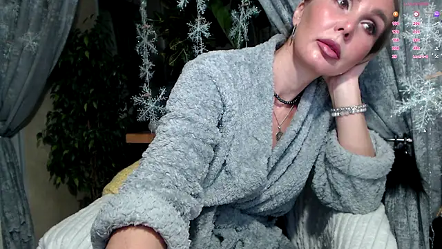 Snapshot of Aurora108 chatting on 01/09/26, 10:49 Aurora108 online show from 01/09/26, 10:49