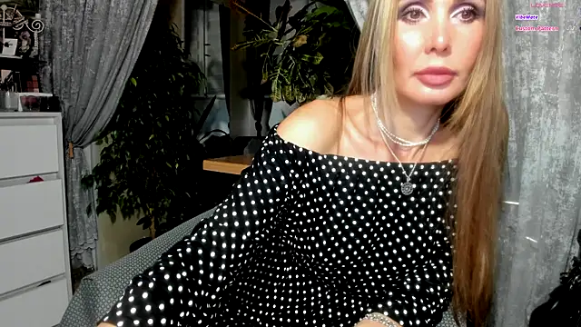 Aurora108 online show from 10/20/25, 09:59