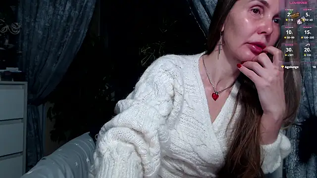 Snapshot of Aurora108 chatting on 02/03/26, 09:09 Aurora108 online show from 02/03/26, 09:09