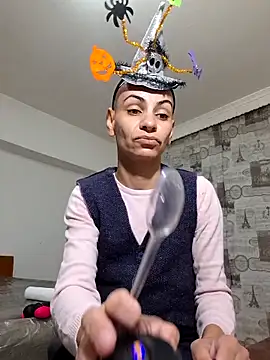 hotSANDRA STARR online show from 10/13/25, 04:30