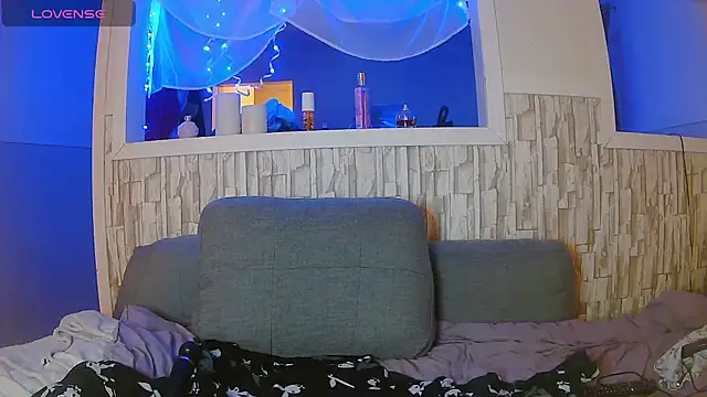 Snapshot of Mila_Ferrara chatting on 01/10/25, 07:57 Mila Ferrara online show from 01/10/25, 07:57