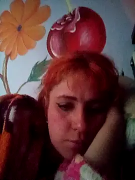 Snapshot of sarah_lovesu chatting on 09/30/25, 02:01 sarah lovesu online show from 09/30/25, 02:01