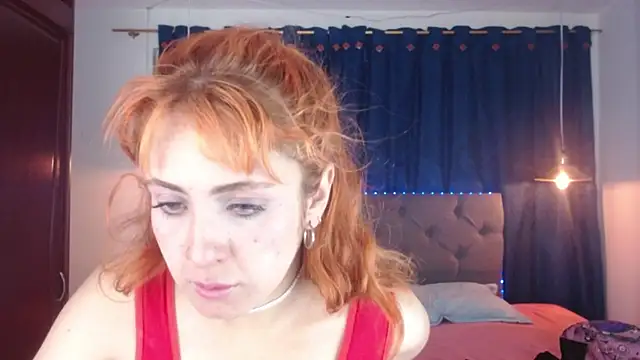 Snapshot of sarah_lovesu chatting on 10/02/25, 08:34 sarah lovesu online show from 10/02/25, 08:34