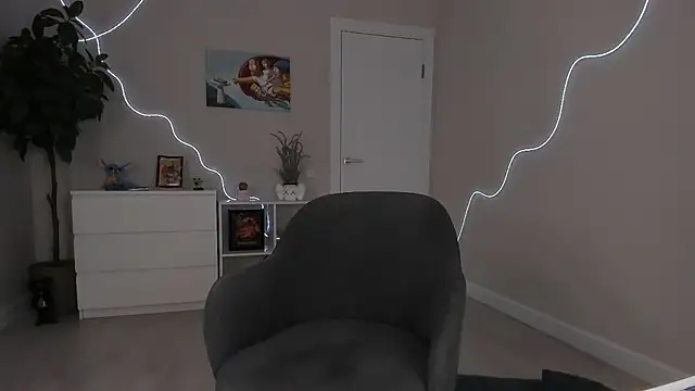 sugar club online show from 10/09/25, 09:26