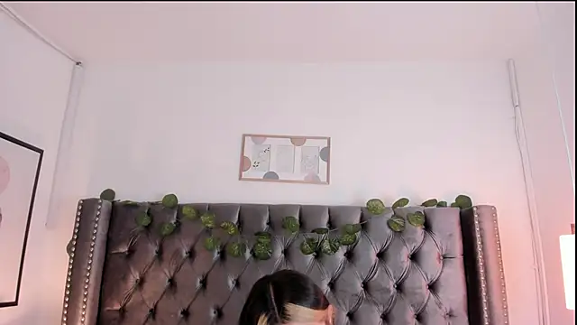 Snapshot of Kim_Blane chatting on 02/27/25, 03:08 Kim Blane online show from 02/27/25, 03:08