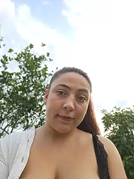 VickyHoult online show from 04/18/26, 10:21
