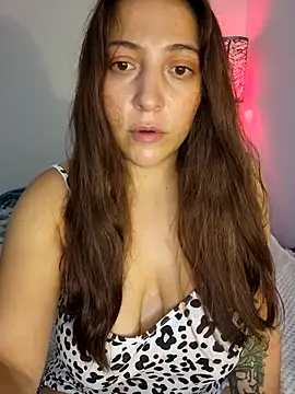 Snapshot of VickyHoult chatting on 09/14/25, 09:48 VickyHoult online show from 09/14/25, 09:48