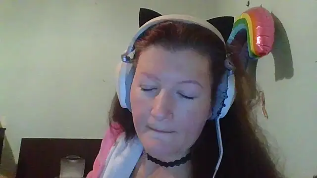 Analimado18 online show from 10/06/25, 08:42