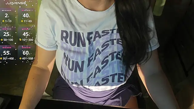 Tiffany teressa online show from 03/28/26, 10:11