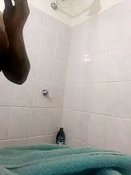 PhillDrake11 online show from 12/05/25, 04:55