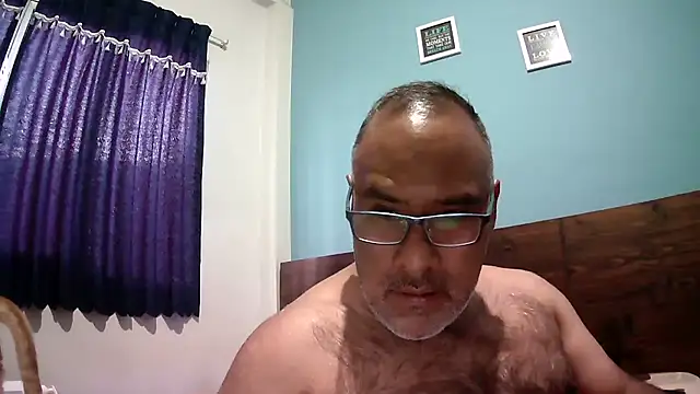 PhillDrake11 online show from 11/30/25, 09:37