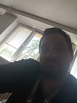 Snapshot of SamVer1 chatting on 07/04/26, 11:49 SamVer1 online show from 07/04/26, 11:49