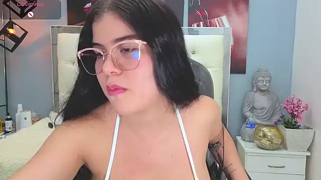 pearl weet online show from 12/05/25, 06:28