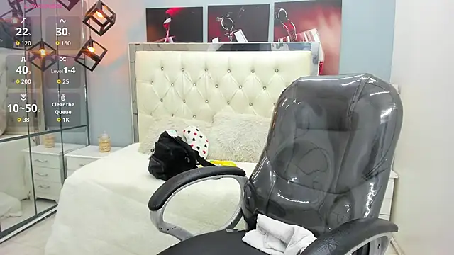 pearl weet online show from 02/20/26, 06:21