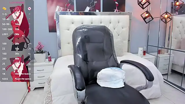 pearl weet online show from 03/11/26, 06:02