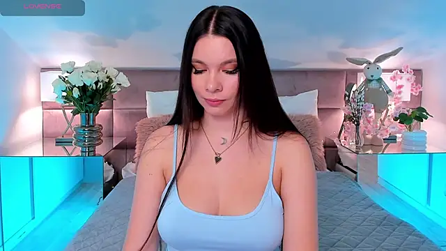 MiaMuse online show from 04/17/26, 07:06