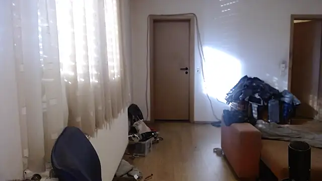 sexymann92 online show from 02/04/25, 09:38