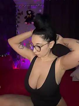 Snapshot of YreneRay chatting on 02/20/26, 02:52 YreneRay online show from 02/20/26, 02:52