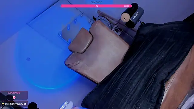 azulawitch666 online show from 11/28/25, 11:32