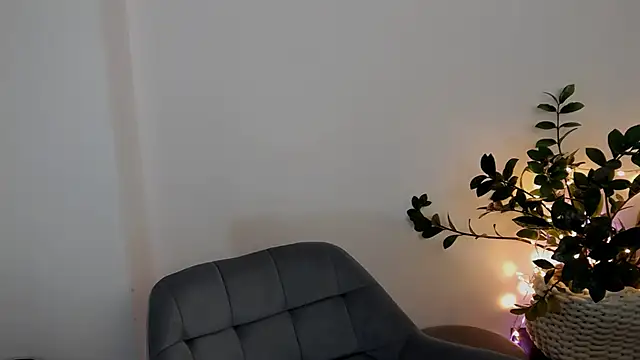 Xentthia online show from 11/03/25, 09:02