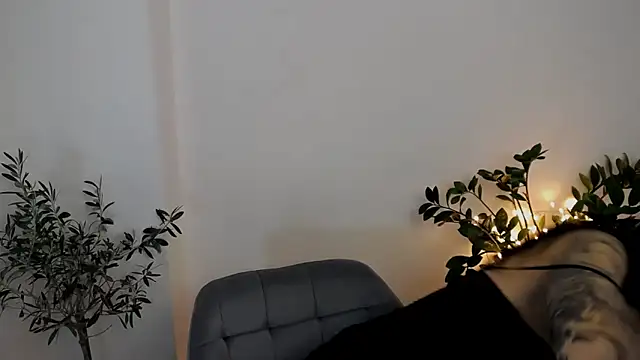 Xentthia online show from 02/07/26, 03:53