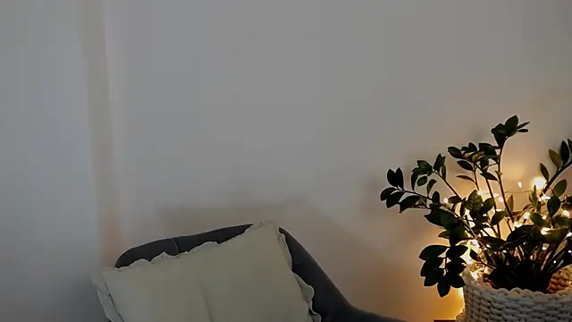 Xentthia online show from 03/02/26, 03:08