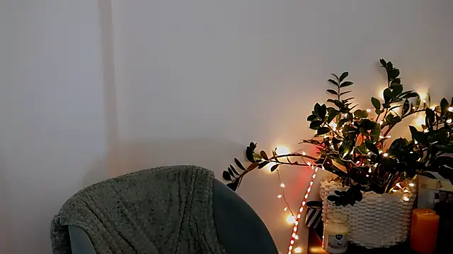 Xentthia online show from 02/08/25, 04:46