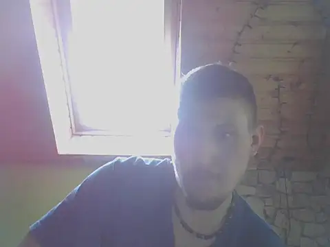 Snapshot of Untrhund23 chatting on 04/05/26, 03:30 Untrhund23 online show from 04/05/26, 03:30