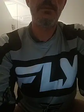 Snapshot of SinisterOrgy chatting on 10/05/25, 09:49 SinisterOrgy online show from 10/05/25, 09:49