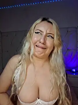 NibiruNairobi69 online show from 02/14/25, 05:30