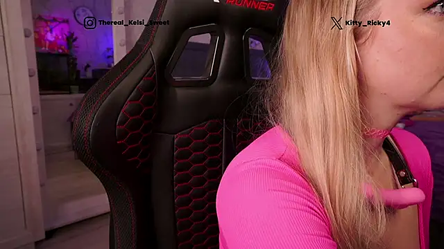 Kitty Ricky online show from 01/13/26, 07:56