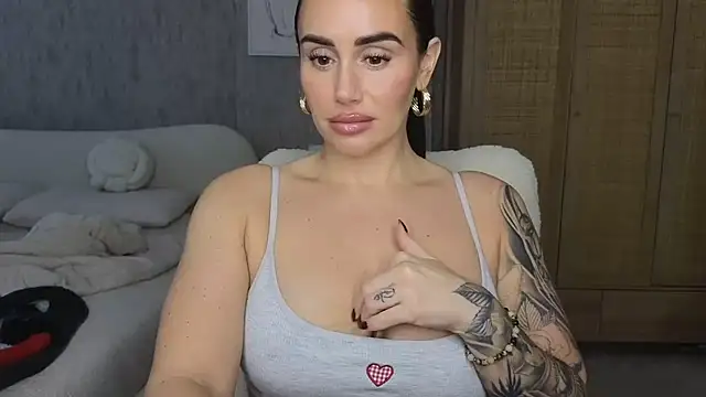LibbyLoveHeartx online show from 11/15/25, 01:26
