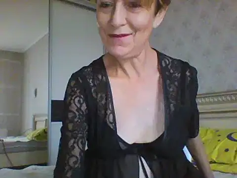 Snapshot of SwettyViktory chatting on 10/12/25, 09:32 SwettyViktory online show from 10/12/25, 09:32